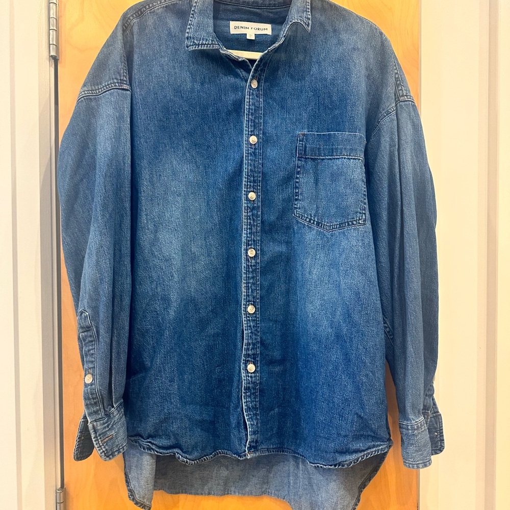Aritzia Denim Forum 80’s Classic Button Down Shirt